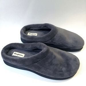 NEW Mens Slippers Sz 9-10